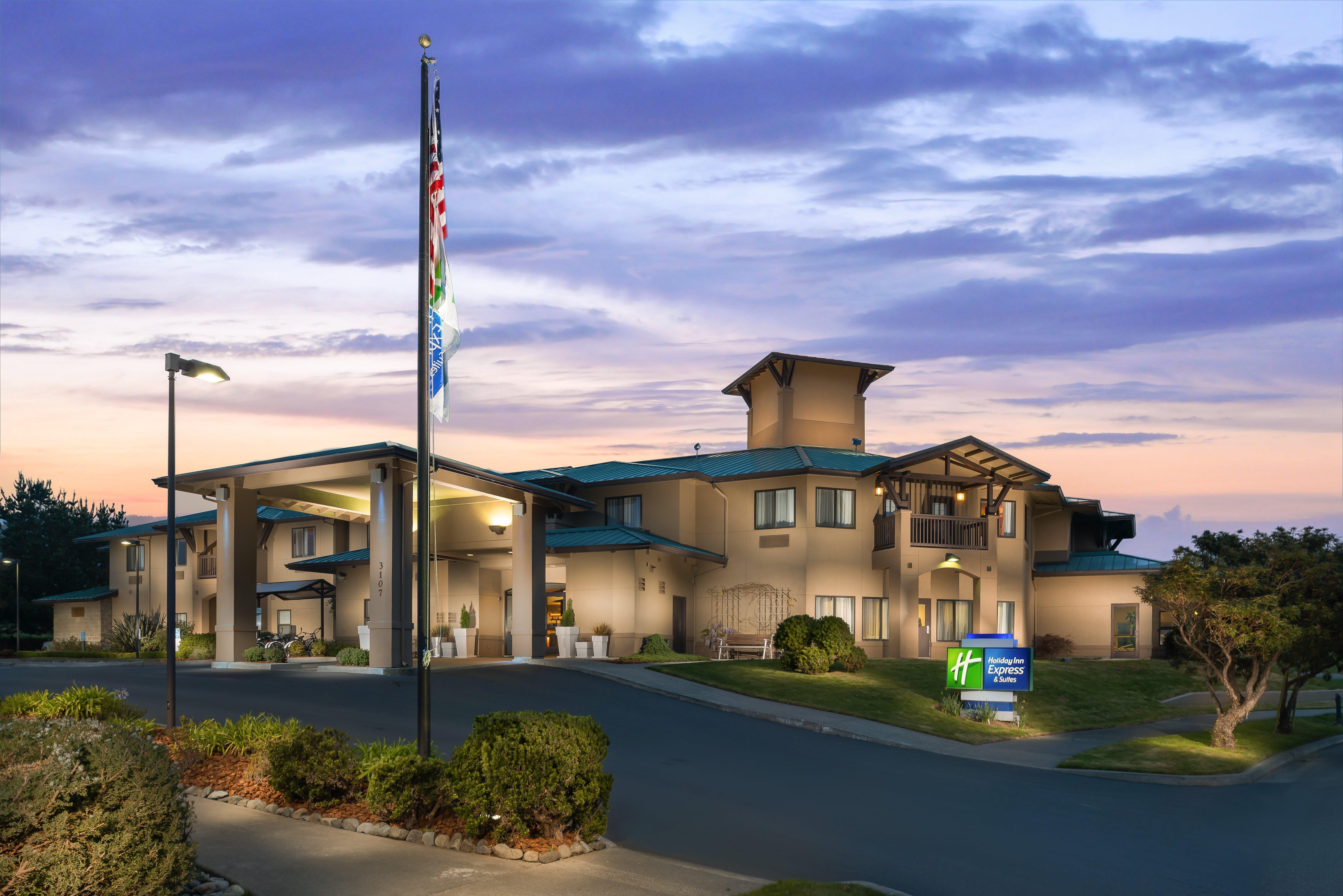 Holiday Inn Express Hotel & Suites Arcata/Eureka-Airport Area, An Ihg Hotel McKinleyville Exterior photo